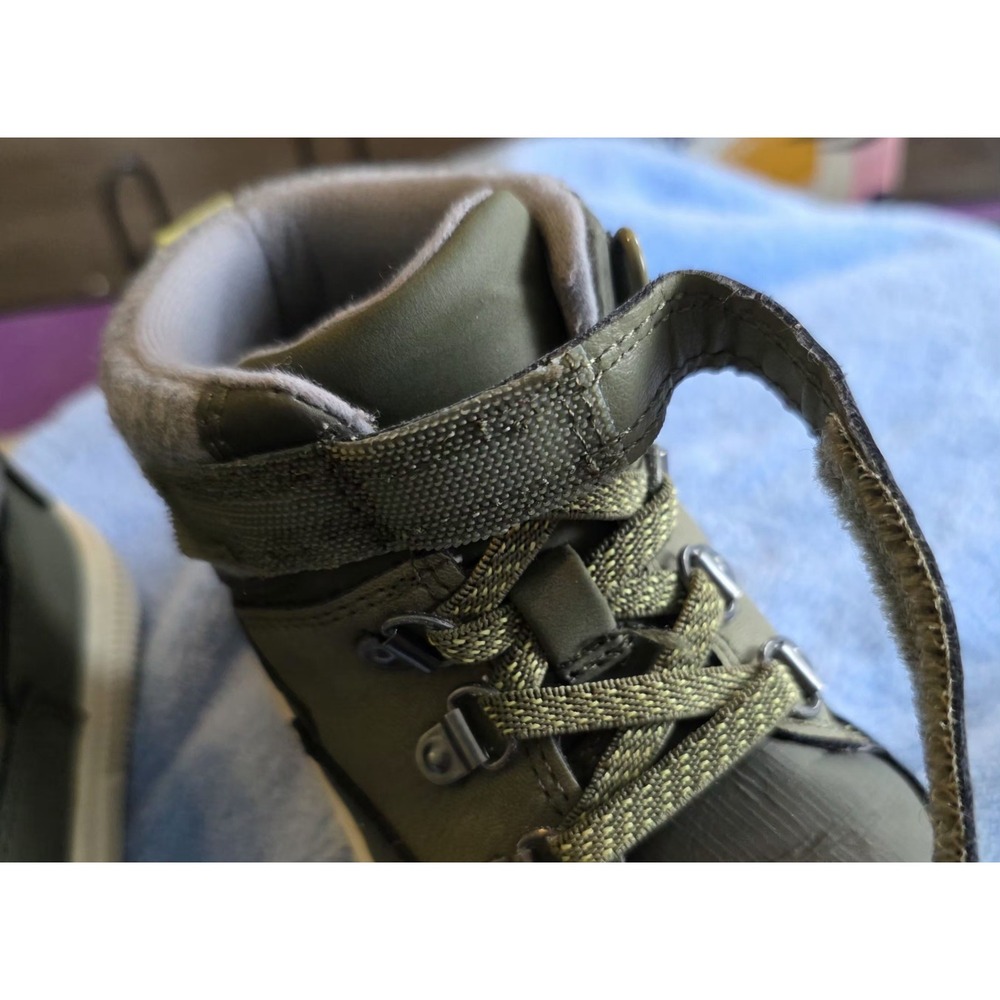 Cat & Jack Felix toddler/Child sneaker boots olive green size 8 - Picture 6 of 7
